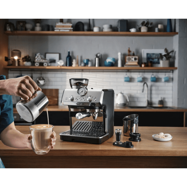 De'Longhi La Specialista Arte Bean to Cup Coffee Machine - Black | EC9155.MB - Image 7